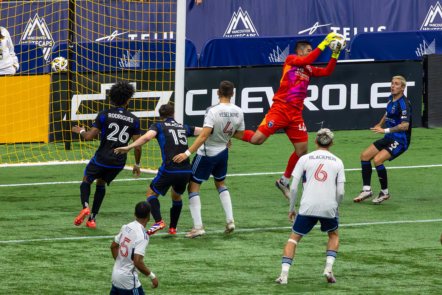 whitecaps-sje-07