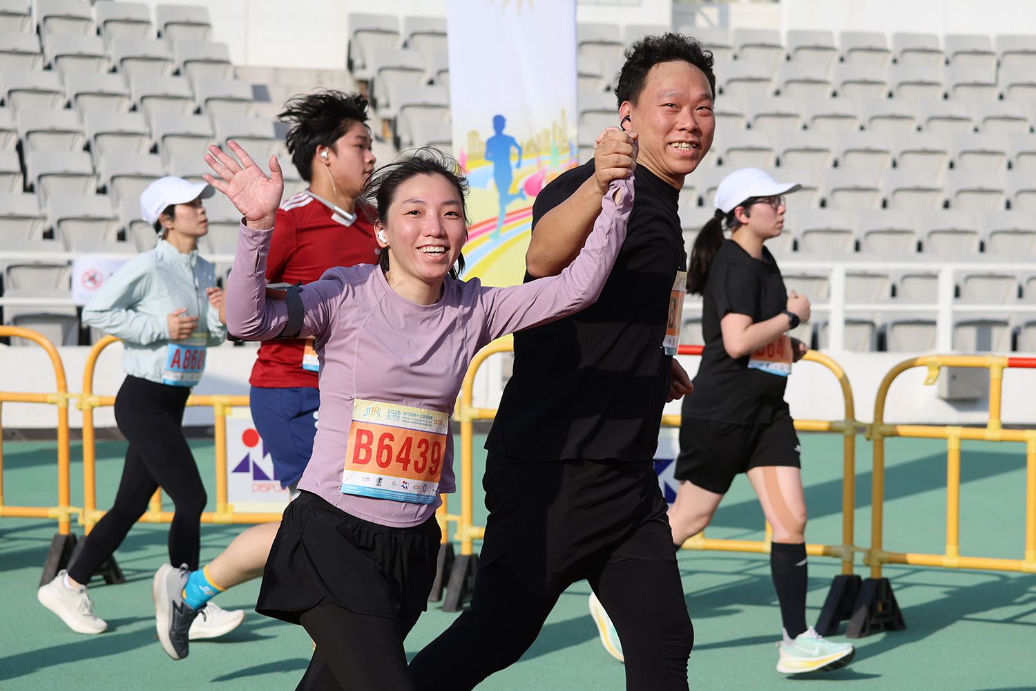 MI10k_12