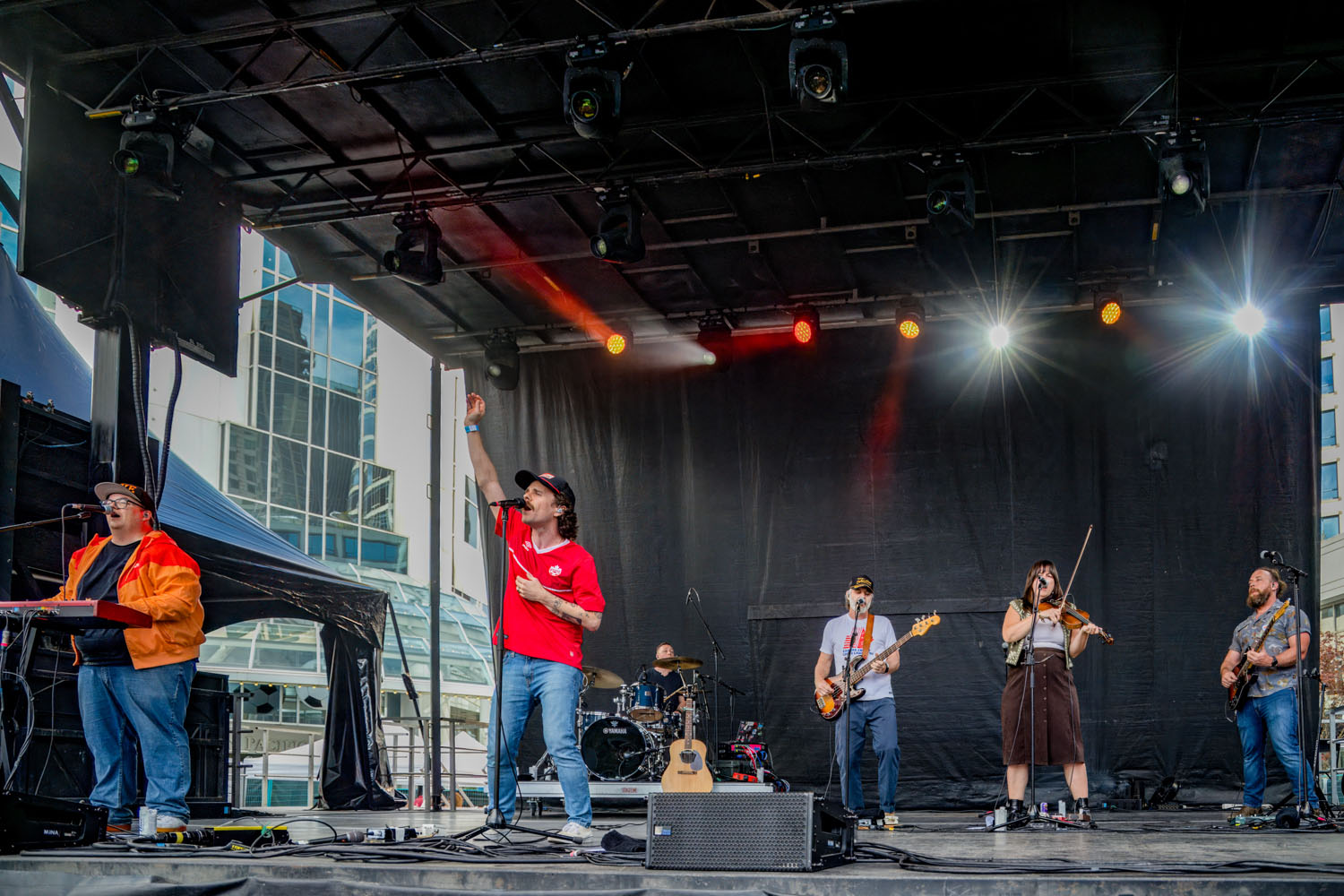 Strumbellas-42