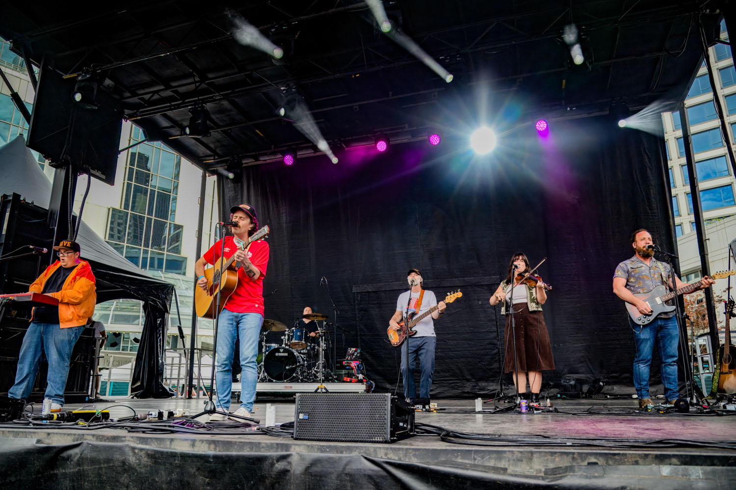 Strumbellas-43
